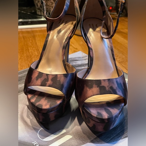 Jennifer Lopez JLO Women's High Heels Shoes Size 8.5 New With Box leopard print - Picture 8 of 14